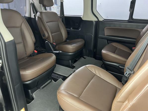 Hyundai Grand Starex I Рестайлинг 2 с пробегом 2018 года, цена 3 030 000 рублей, 127000 км, минивэн, Автокод Объявления