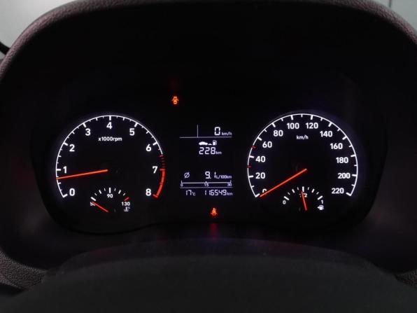 Hyundai Solaris II с пробегом 2018 года, цена 1 274 000 рублей, 116549 км, седан, Автокод Объявления