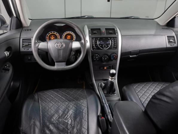 Toyota Corolla X (E140 E150) Рестайлинг с пробегом 2011 года, цена 949 000 рублей, 239589 км, седан, Автокод Объявления