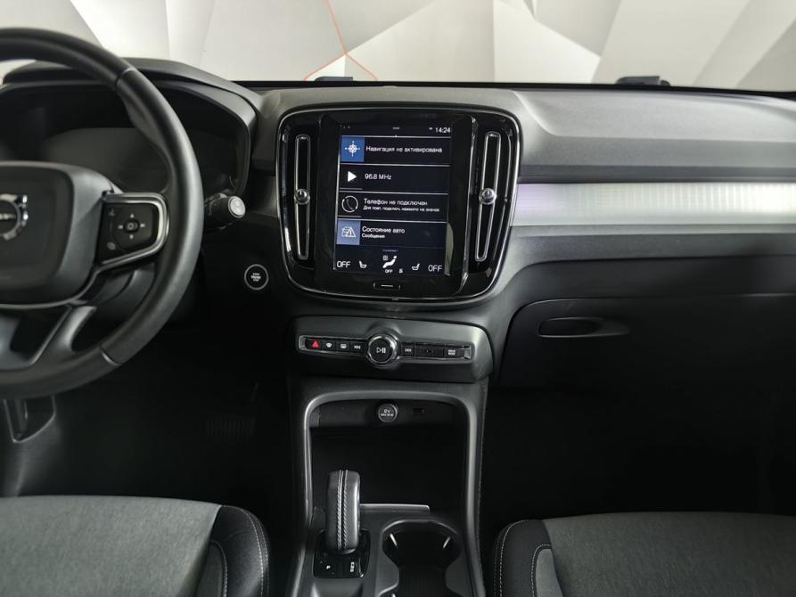 Volvo XC40 I Москва  - изображение 15