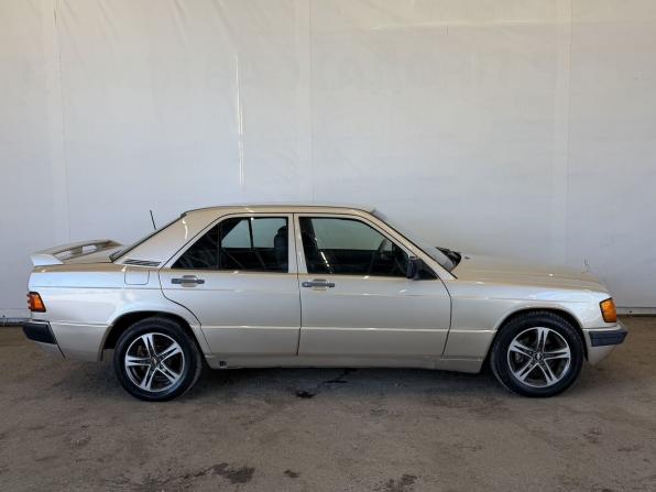 Mercedes-Benz 190 (W201) с пробегом 1989 года, цена 600 000 рублей, 273360 км, седан, Автокод Объявления
