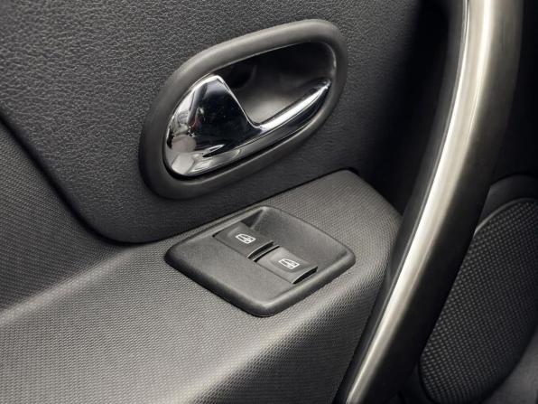 Renault Sandero II с пробегом 2014 года, цена 877 000 рублей, 115404 км, хэтчбек, Автокод Объявления