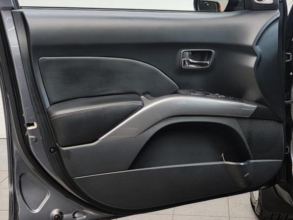 Mitsubishi Outlander II с пробегом 2007 года, цена 1 180 000 рублей, 316060 км, внедорожник, Автокод Объявления