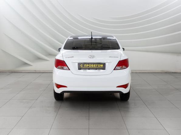 Hyundai Solaris I с пробегом 2013 года, цена 587 000 рублей, 279954 км, седан, Автокод Объявления