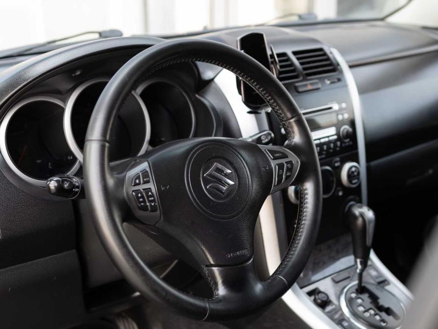 Suzuki Grand Vitara II Рестайлинг Новосибирск  - изображение 10