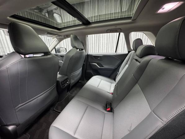 Toyota RAV4 VI (XA60) с пробегом 2026 года, цена 4 050 000 рублей, 8 км, внедорожник, Автокод Объявления