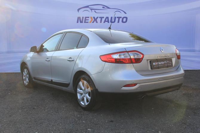 Renault Fluence I Рестайлинг с пробегом 2013 года, цена 573 300 рублей, 291422 км, седан, Автокод Объявления