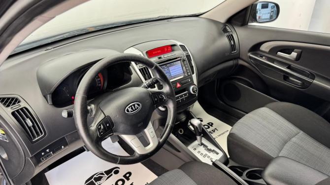 Kia Ceed I Рестайлинг с пробегом 2012 года, цена 705 000 рублей, 239448 км, универсал, Автокод Объявления