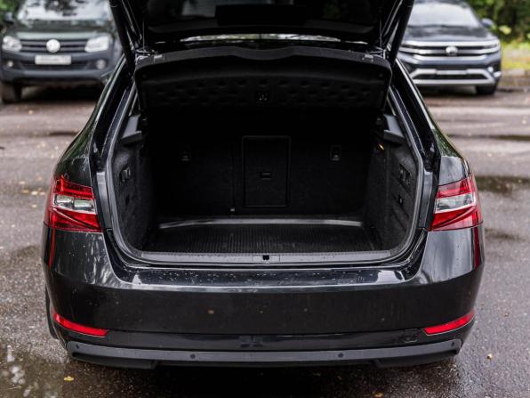 Skoda Superb III с пробегом 2016 года, цена 1 568 000 рублей, 193302 км, универсал, Автокод Объявления