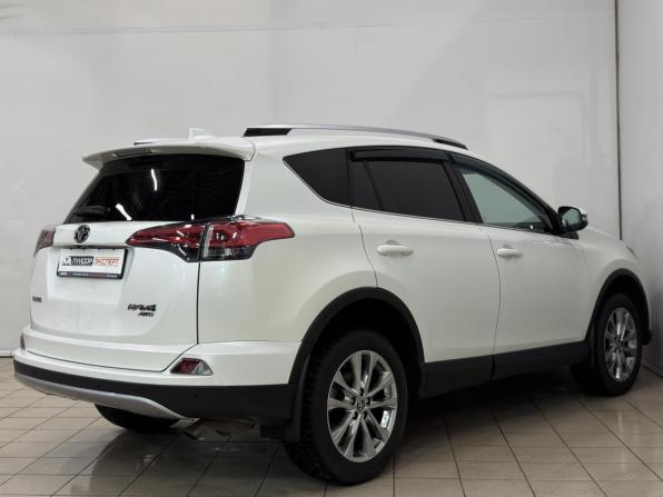 Toyota RAV4 IV (XA40) Рестайлинг с пробегом 2017 года, цена 2 699 000 рублей, 142211 км, внедорожник, Автокод Объявления