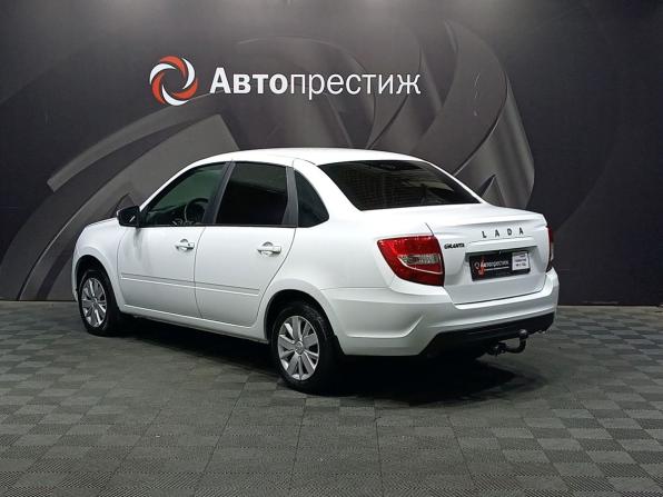Lada (ВАЗ) Granta I Рестайлинг с пробегом 2023 года, цена 755 000 рублей, 42437 км, седан, Автокод Объявления