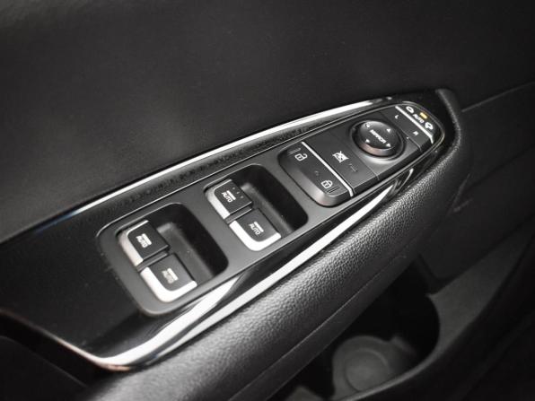 Kia Optima IV Рестайлинг с пробегом 2019 года, цена 2 199 900 рублей, 130844 км, седан, Автокод Объявления