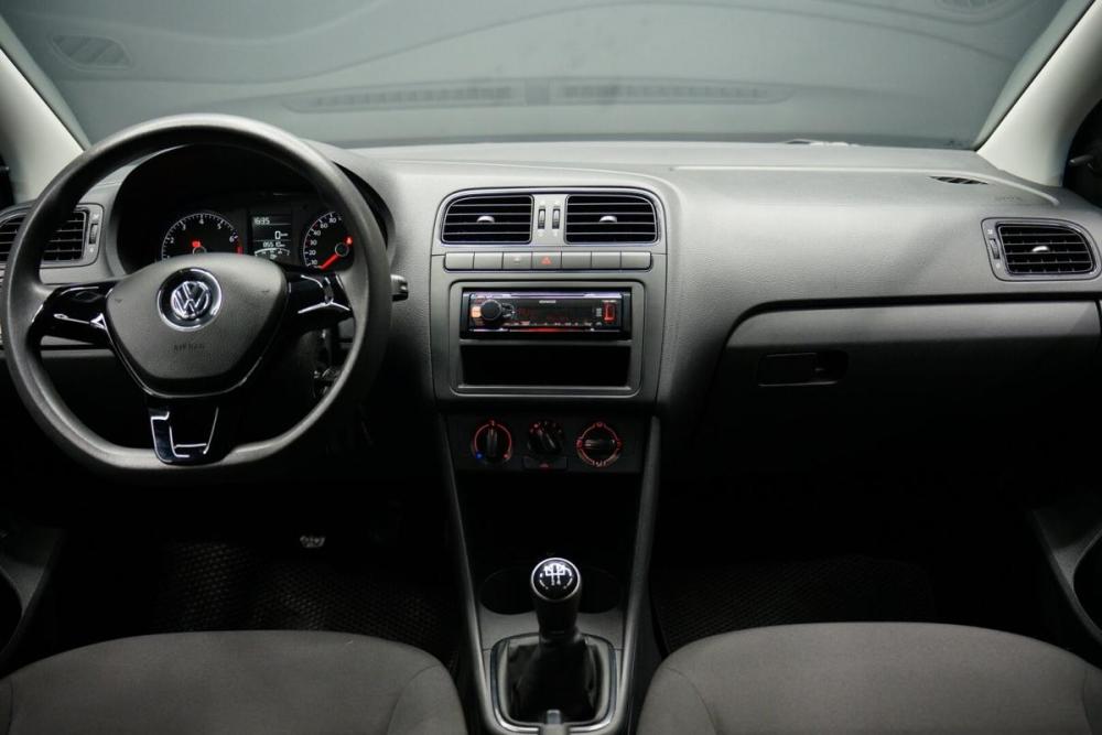 Volkswagen Polo V Рестайлинг Крым  - изображение 16