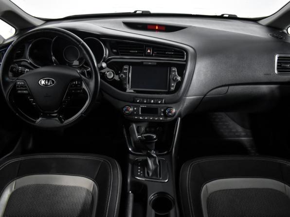 Kia Ceed II Рестайлинг с пробегом 2017 года, цена 1 500 000 рублей, 118500 км, универсал, Автокод Объявления