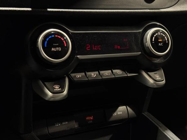 Kia Rio IV Рестайлинг с пробегом 2020 года, цена 1 480 000 рублей, 150160 км, седан, Автокод Объявления