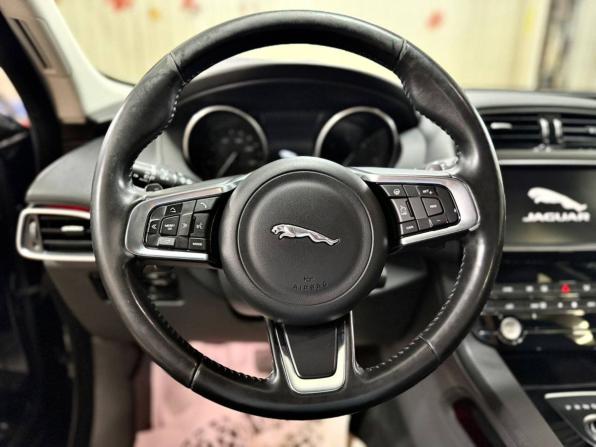Jaguar F-Pace I с пробегом 2017 года, цена 2 363 000 рублей, 108855 км, внедорожник, Автокод Объявления