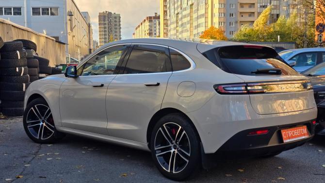 Aito M5 I с пробегом 2024 года, цена 4 199 000 рублей, 13000 км, внедорожник, Автокод Объявления