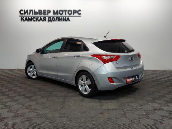 Hyundai i30 II Рестайлинг с пробегом 2016 года, цена 999 000 рублей, 159800 км, хэтчбек, Автокод Объявления