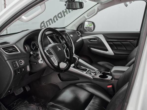 Mitsubishi Pajero Sport III с пробегом 2016 года, цена 2 730 000 рублей, 161194 км, внедорожник, Автокод Объявления