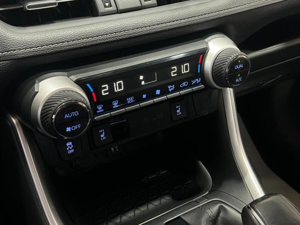 Toyota RAV4 V (XA50) с пробегом 2019 года, цена 3 150 000 рублей, 43365 км, внедорожник, Автокод Объявления