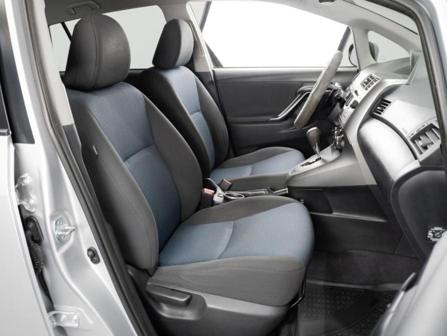 Toyota Verso I Рестайлинг Тюмень  - изображение 8
