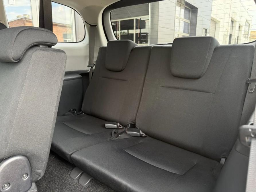 Toyota Wish II Рестайлинг Новосибирск  - изображение 13