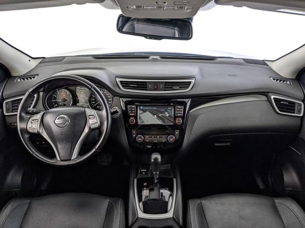 Nissan Qashqai II с пробегом 2017 года, цена 1 995 000 рублей, 73832 км, внедорожник, Автокод Объявления