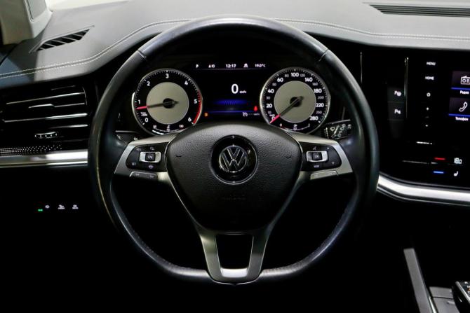 Volkswagen Touareg III с пробегом 2021 года, цена 6 075 000 рублей, 69000 км, внедорожник, Автокод Объявления