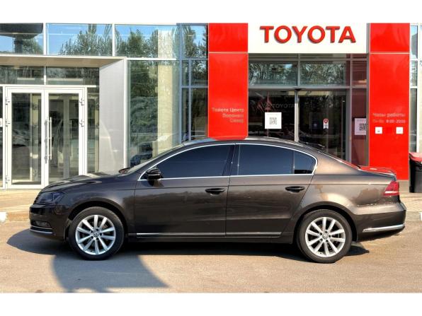 Volkswagen Passat B7 с пробегом 2014 года, цена 1 199 000 рублей, 237016 км, седан, Автокод Объявления