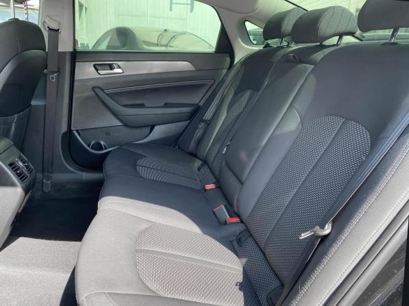 Hyundai Sonata VII (LF) Рестайлинг с пробегом 2018 года, цена 1 499 000 рублей, 218375 км, седан, Автокод Объявления