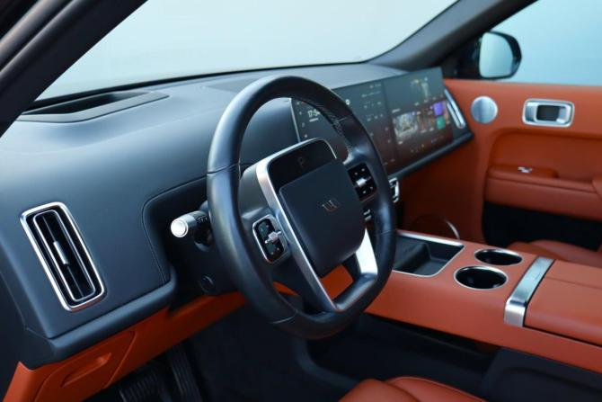 Li Auto (Lixiang) L9 I с пробегом 2023 года, цена 8 420 000 рублей, 40962 км, внедорожник, Автокод Объявления