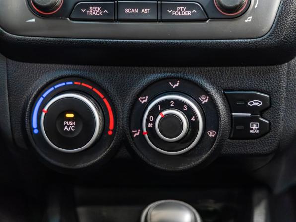 Kia Rio III с пробегом 2012 года, цена 848 000 рублей, 152336 км, хэтчбек, Автокод Объявления