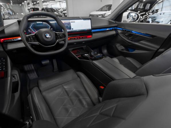 BMW 5 серии VIII (G60/G61/G68) с пробегом 2023 года, цена 6 850 000 рублей, 29999 км, седан, Автокод Объявления