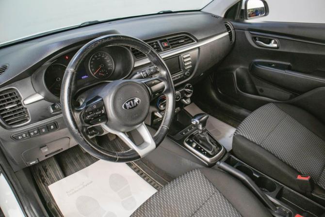 Kia Rio IV с пробегом 2018 года, цена 1 289 000 рублей, 81015 км, седан, Автокод Объявления