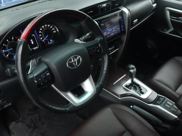 Toyota Fortuner II с пробегом 2017 года, цена 4 250 000 рублей, 46300 км, внедорожник, Автокод Объявления