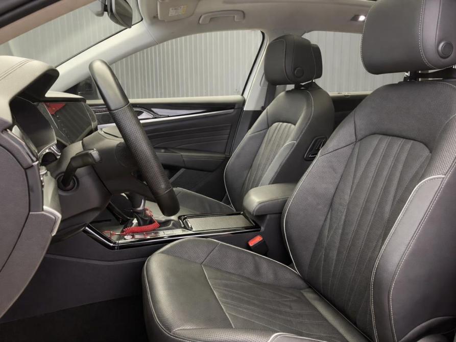 Volkswagen Passat B8 Рестайлинг Пермь  - изображение 16