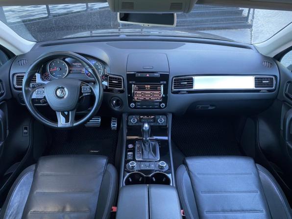 Volkswagen Touareg II Рестайлинг с пробегом 2014 года, цена 2 259 000 рублей, 216180 км, внедорожник, Автокод Объявления