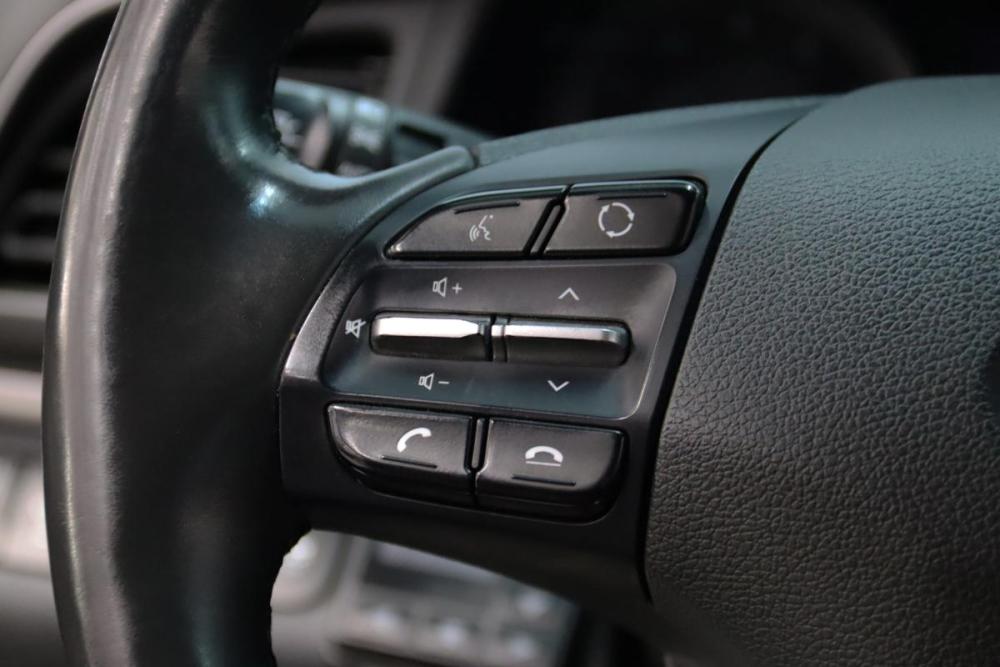 Hyundai Elantra VI (AD) Рестайлинг Сургут  - изображение 16
