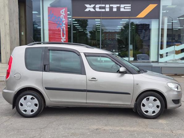 Skoda Roomster I Рестайлинг с пробегом 2011 года, цена 599 000 рублей, 223746 км, минивэн, Автокод Объявления