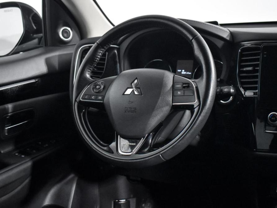 Mitsubishi Outlander III Рестайлинг 3 Санкт-Петербург  - изображение 16
