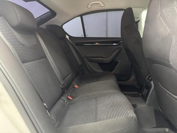 Skoda Octavia III (A7) с пробегом 2015 года, цена 1 100 000 рублей, 138294 км, лифтбек, Автокод Объявления