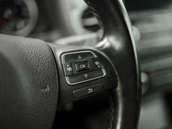 Volkswagen Tiguan I Рестайлинг с пробегом 2011 года, цена 1 349 000 рублей, 194108 км, внедорожник, Автокод Объявления