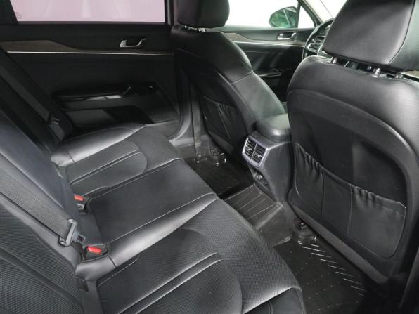 Kia K5 III с пробегом 2021 года, цена 2 657 000 рублей, 95270 км, седан, Автокод Объявления