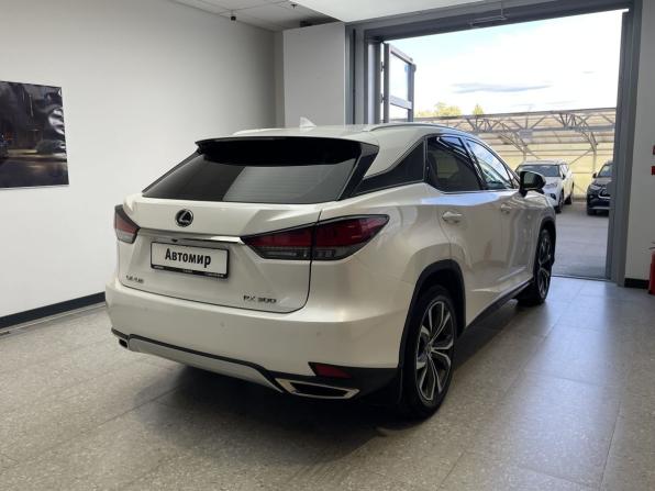Lexus RX IV Рестайлинг с пробегом 2019 года, цена 4 700 000 рублей, 102000 км, внедорожник, Автокод Объявления