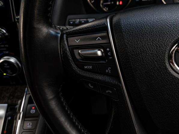 Toyota Alphard III Рестайлинг с пробегом 2020 года, цена 5 360 000 рублей, 88345 км, минивэн, Автокод Объявления