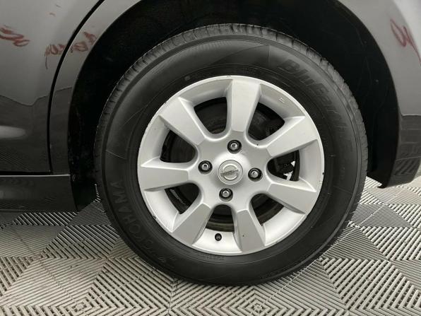 Nissan Tiida I Рестайлинг с пробегом 2011 года, цена 749 000 рублей, 175163 км, хэтчбек, Автокод Объявления