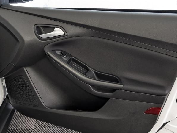 Ford Focus III Рестайлинг с пробегом 2018 года, цена 1 250 000 рублей, 57795 км, хэтчбек, Автокод Объявления
