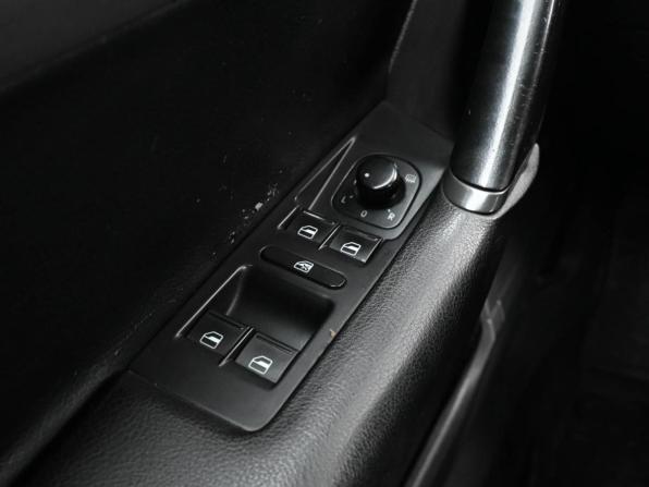 Volkswagen Passat B7 с пробегом 2012 года, цена 999 000 рублей, 244257 км, седан, Автокод Объявления