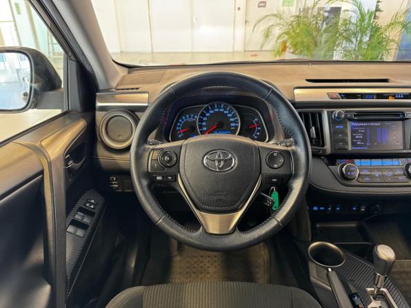 Toyota RAV4 IV (XA40) с пробегом 2013 года, цена 1 799 000 рублей, 161545 км, внедорожник, Автокод Объявления