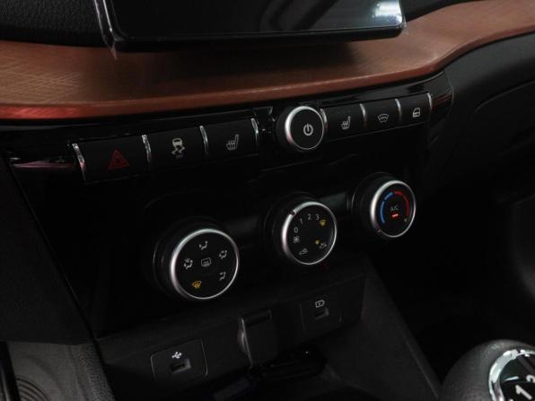 Lada (ВАЗ) Vesta I Рестайлинг (NG) с пробегом 2025 года, цена 1 990 000 рублей, 13640 км, универсал, Автокод Объявления